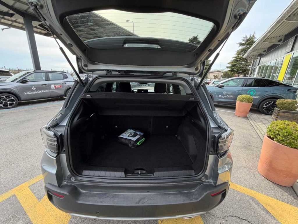 JEEP Avenger 1.2 Turbo 100 CV MHEV Summit - 10