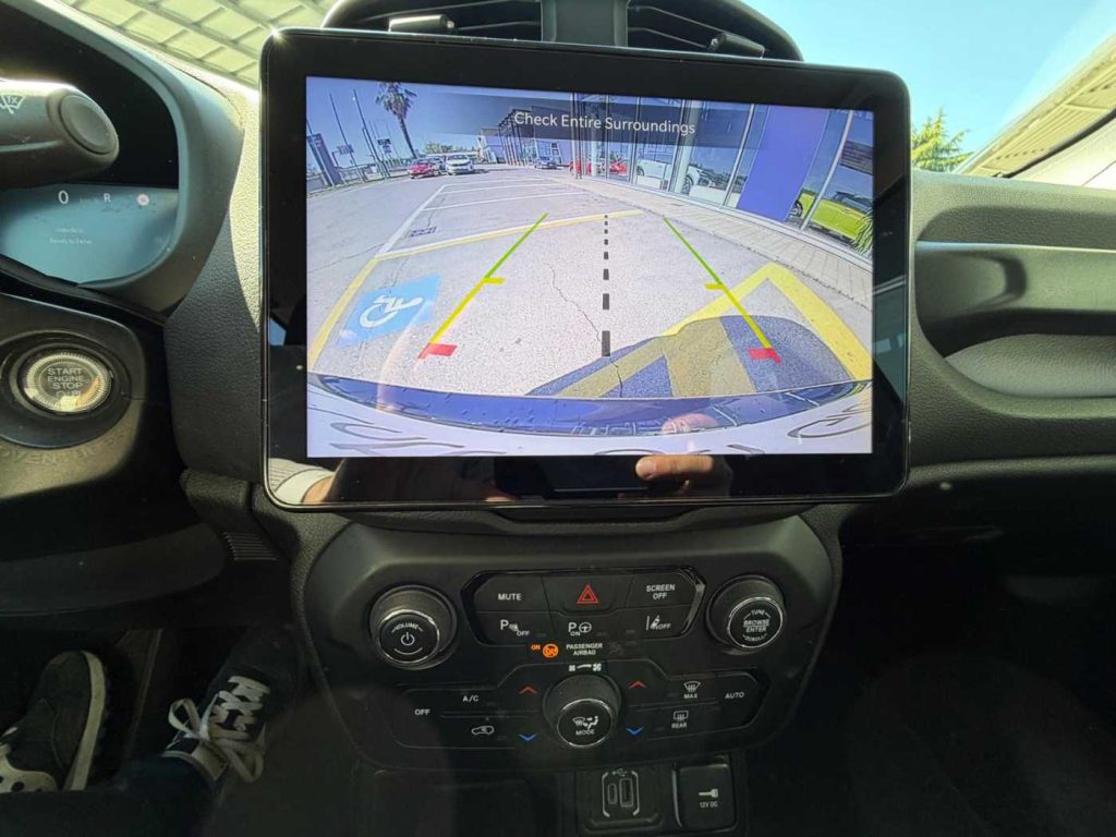 JEEP Renegade 1.5 Turbo T4 MHEV Summit - 16