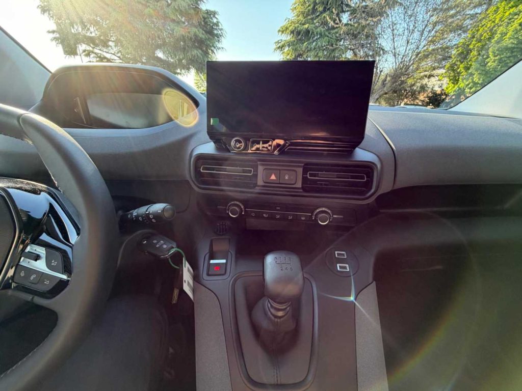 PEUGEOT Rifter BlueHDi 100 S&S Allure Standard - 11