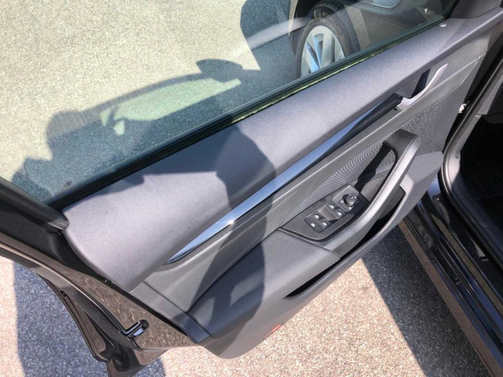 SKODA Octavia 2.0 TDI 150 CV DSG Wagon Selection - 11