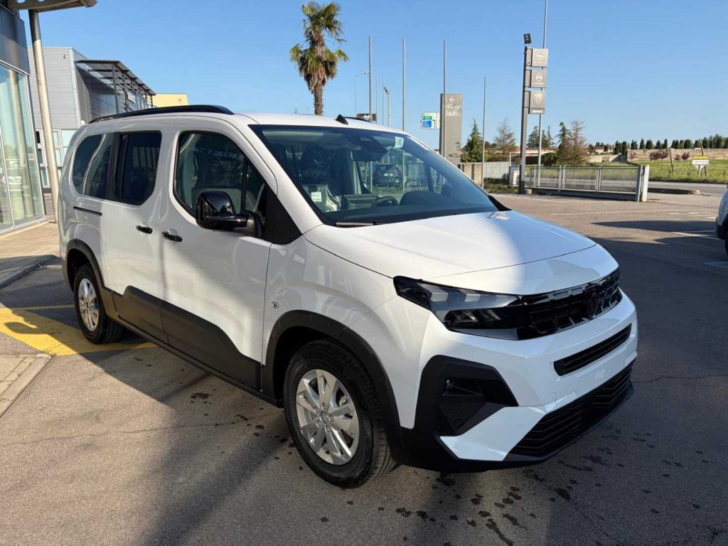 PEUGEOT Rifter BlueHDi 130 S&S Allure Long - 4