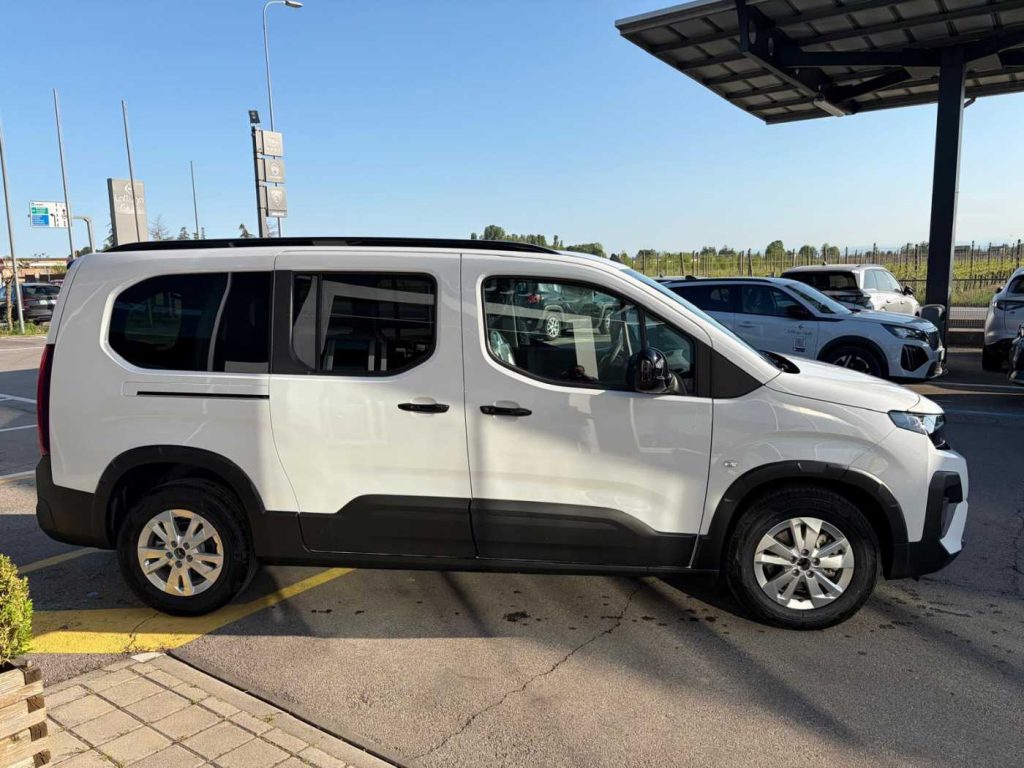 PEUGEOT Rifter BlueHDi 130 S&S Allure Long - 5