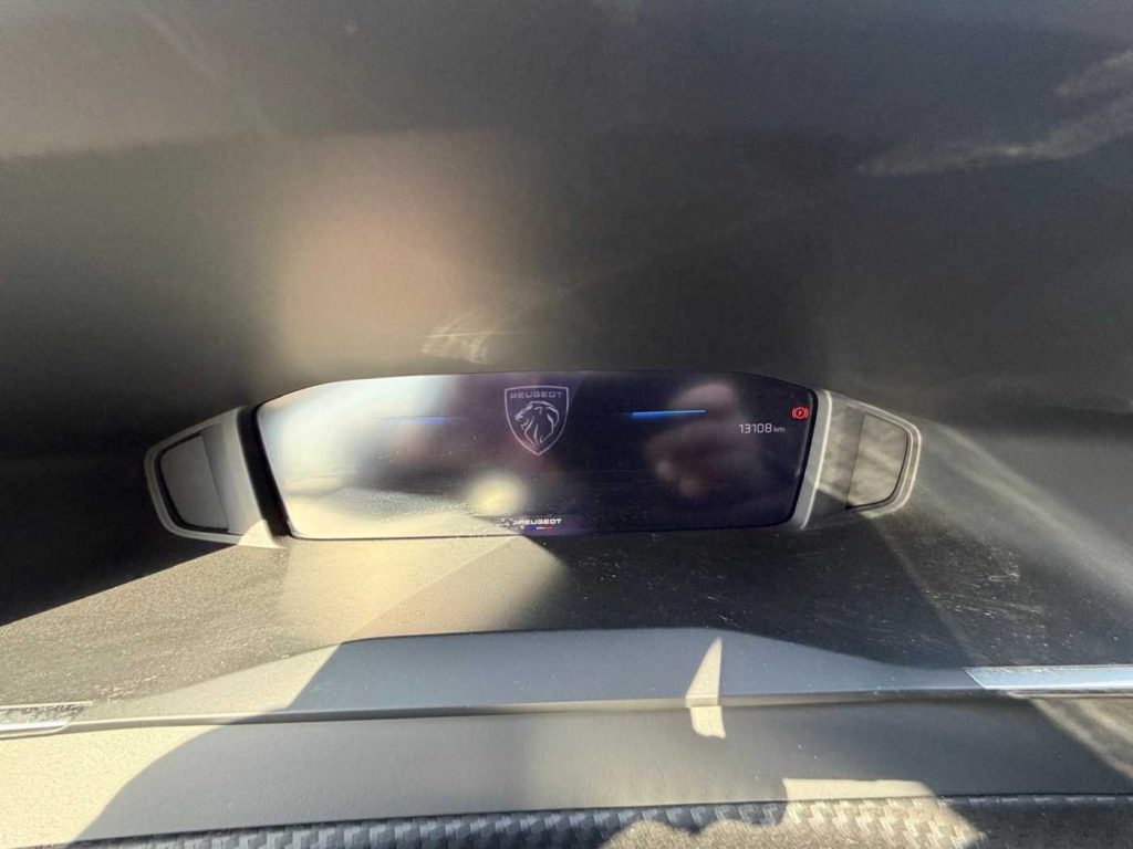 PEUGEOT 208 Hybrid 145 e-DCS6 Allure - 14