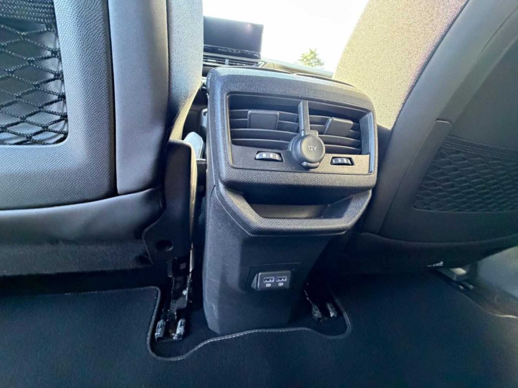 PEUGEOT 3008 BlueHDi 130 S&S EAT8 GT - 14