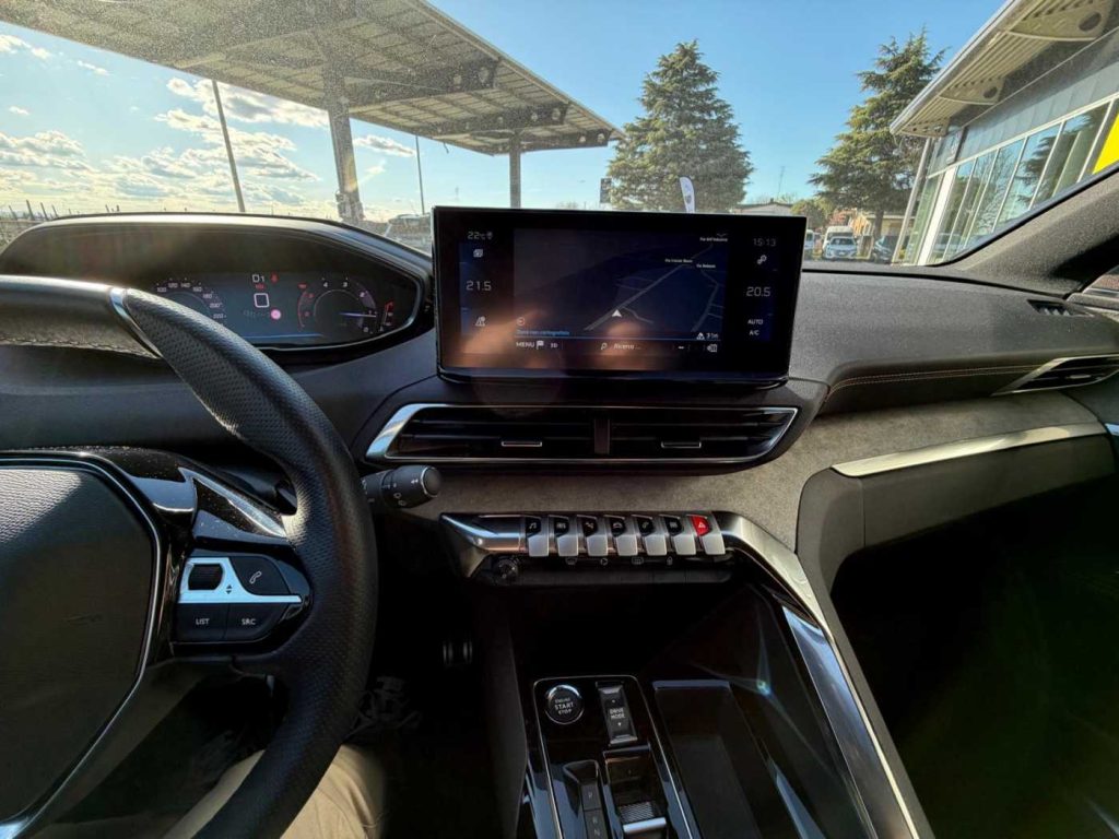 PEUGEOT 3008 BlueHDi 130 S&S EAT8 GT - 21