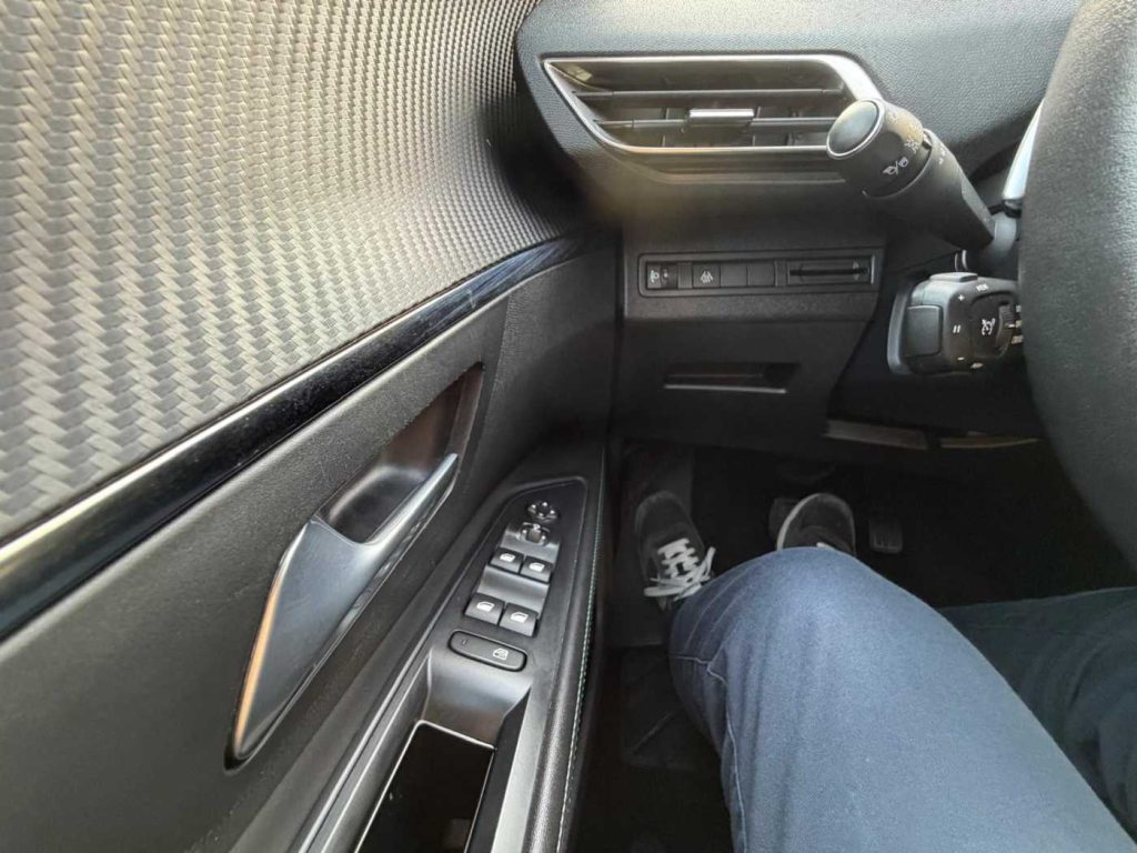 PEUGEOT 5008 BlueHDi 130 S&S EAT8 Allure Pack - 17