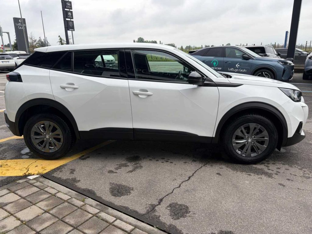 PEUGEOT 2008 PureTech 100 S&S Active - 5