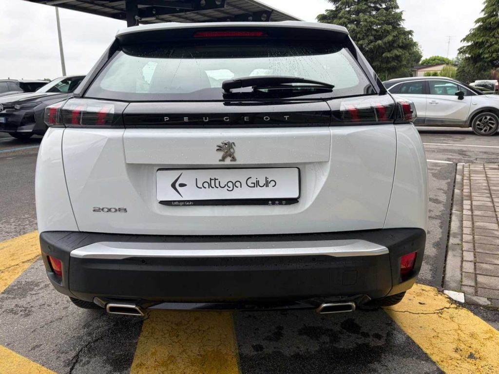 PEUGEOT 2008 PureTech 100 S&S Active - 7