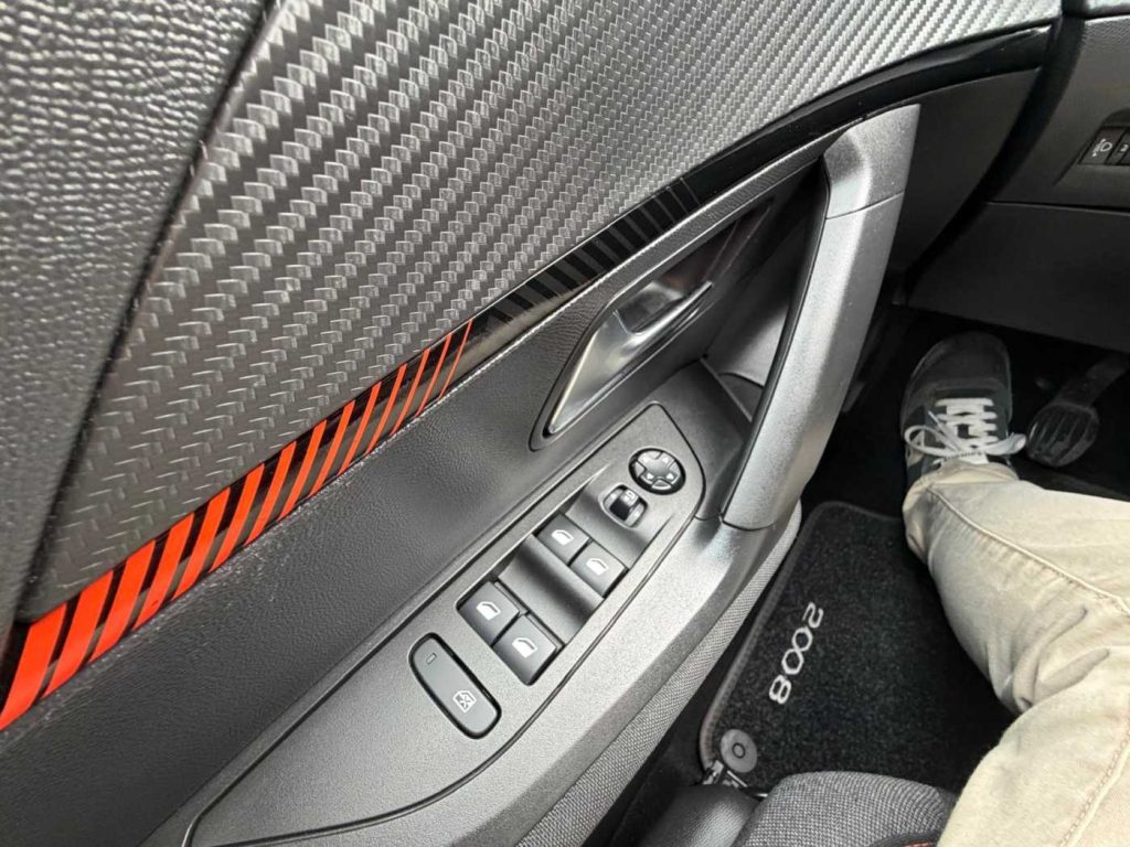 PEUGEOT 2008 PureTech 100 S&S Active - 16