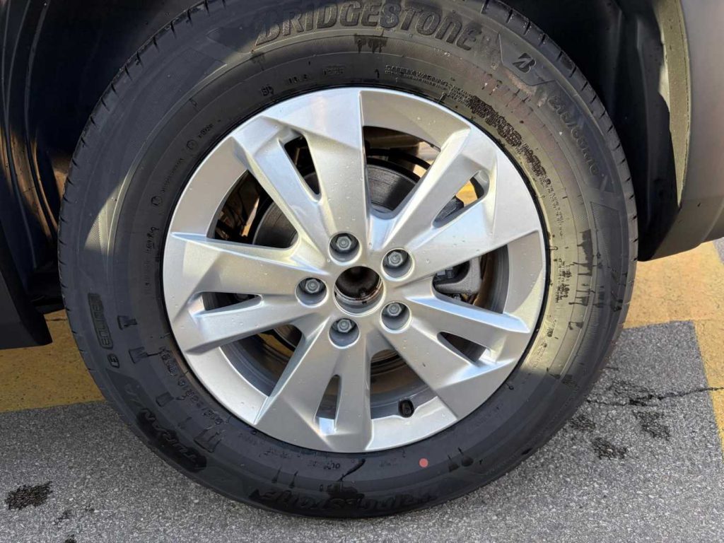 PEUGEOT Rifter BlueHDi 100 S&S Allure Standard - 18