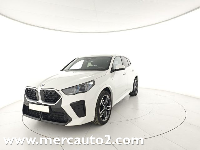 BMW X2 Bianco pastello