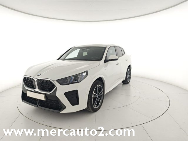BMW X2 Bianco pastello