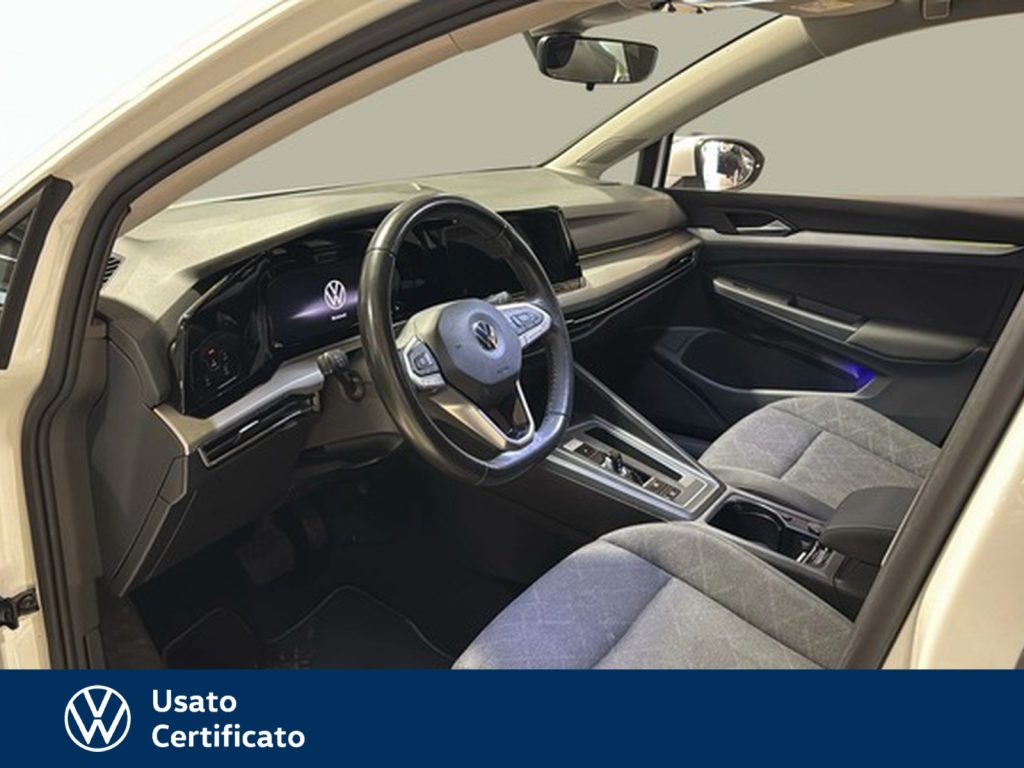 VOLKSWAGEN Golf 1.5 tgi life 130cv dsg - 7