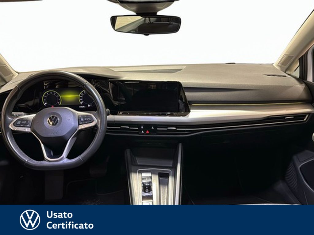 VOLKSWAGEN Golf 1.5 tgi life 130cv dsg - 8