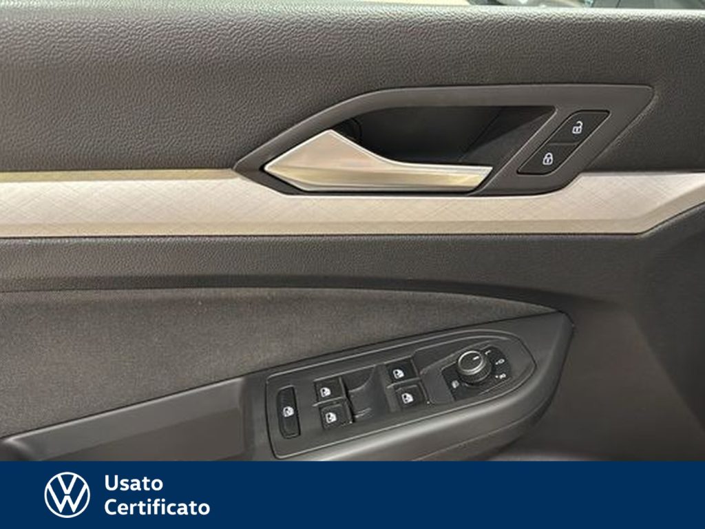 VOLKSWAGEN Golf 1.5 tgi life 130cv dsg - 15