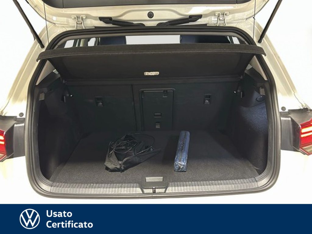 VOLKSWAGEN Golf 1.5 tgi life 130cv dsg - 18