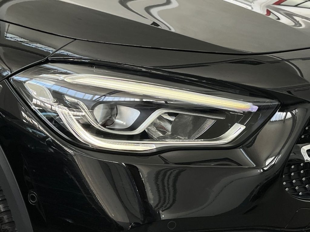MERCEDES-BENZ GLA 200 d 4matic Premium - 17