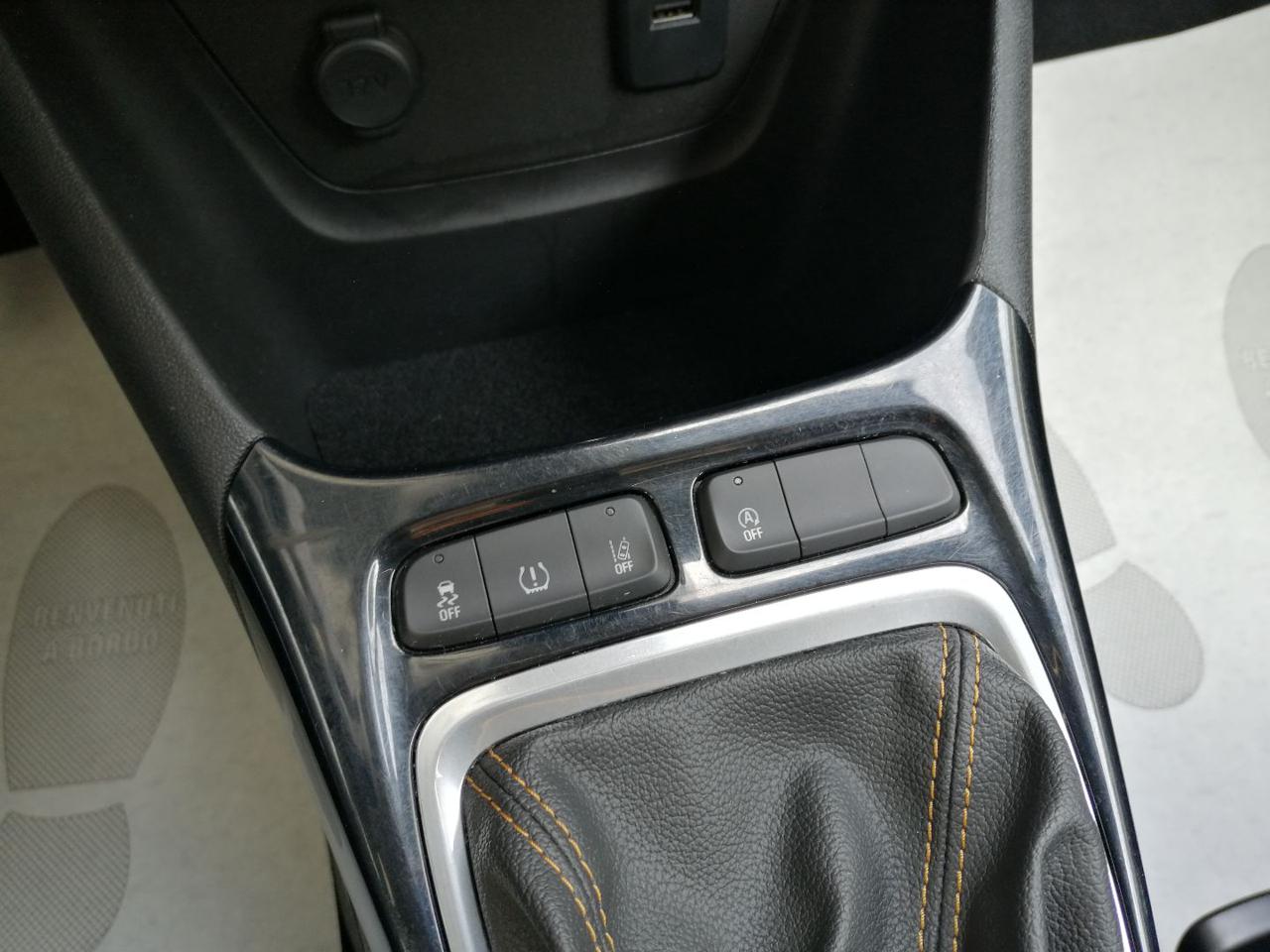 OPEL Crossland X 1.2 12V Start&Stop Innovation - 20