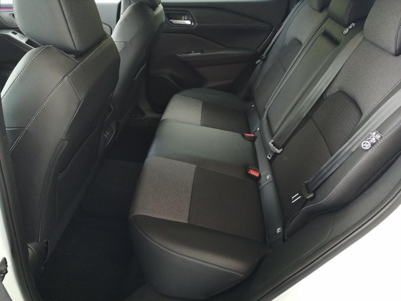 NISSAN Qashqai MHEV 158 CV Xtronic N-Connecta - 9