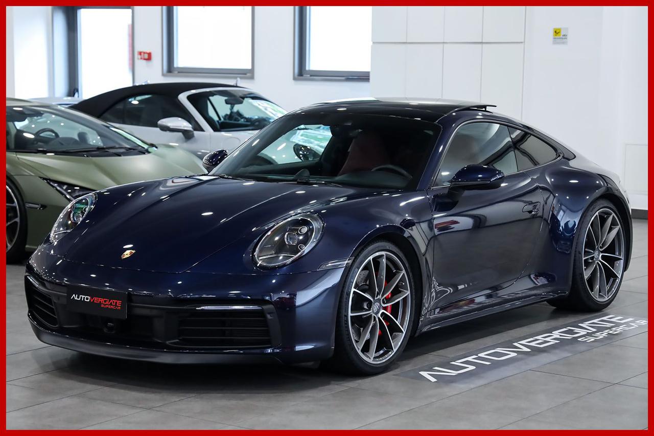 PORSCHE 992