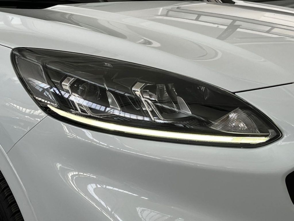 FORD Kuga 2.5 Full Hybrid 190 CV CVT 2WD ST-Line - 17