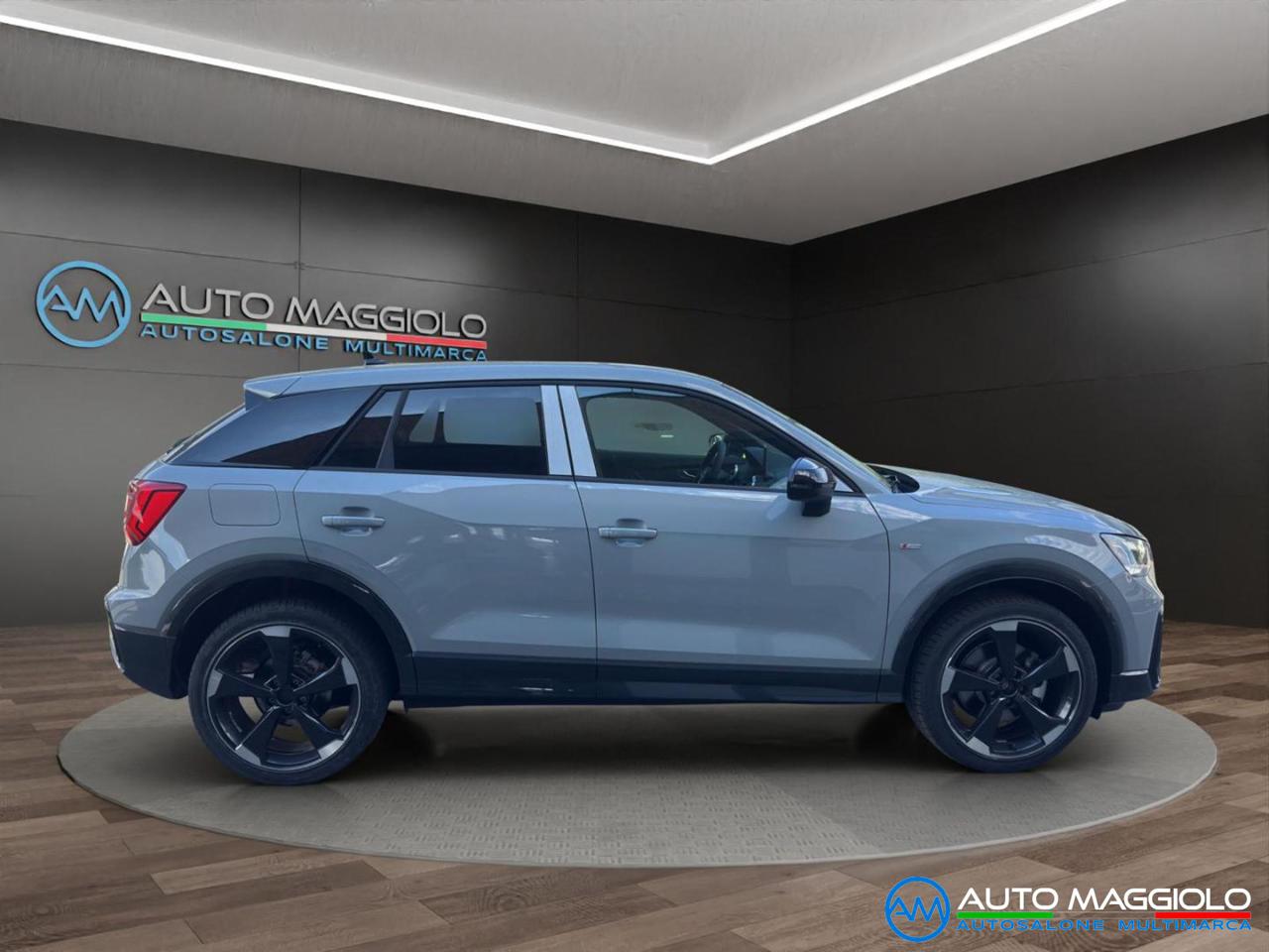 AUDI Q2 35 TFSI S tronic Identity Black PREZZO REALE - 4