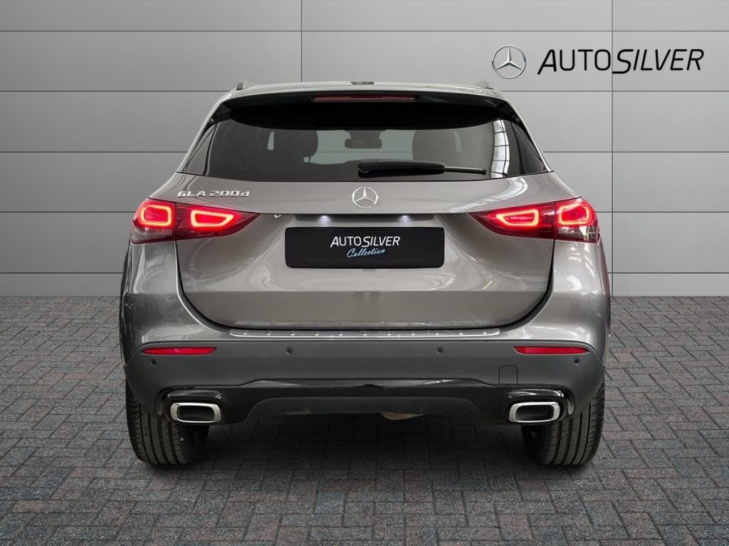 MERCEDES-BENZ GLA 200 d Automatic Sport Plus - 4