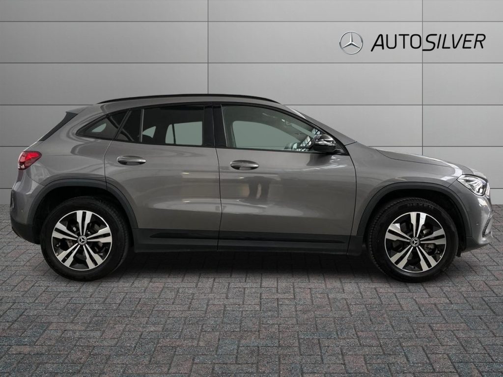 MERCEDES-BENZ GLA 200 d Automatic Sport Plus - 5