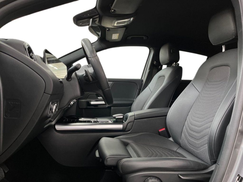 MERCEDES-BENZ GLA 200 d Automatic Sport Plus - 10