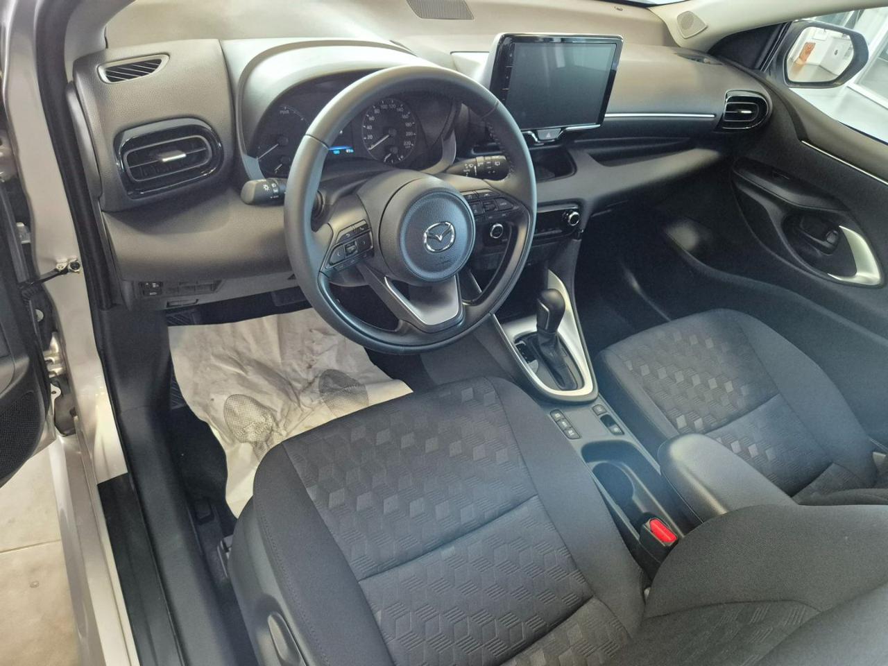 MAZDA 2 Hybrid 1.5 VVT e-CVT Full Hybrid Electric C - 9