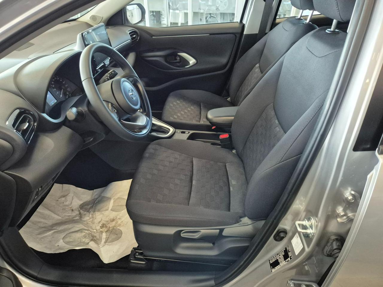 MAZDA 2 Hybrid 1.5 VVT e-CVT Full Hybrid Electric C - 8