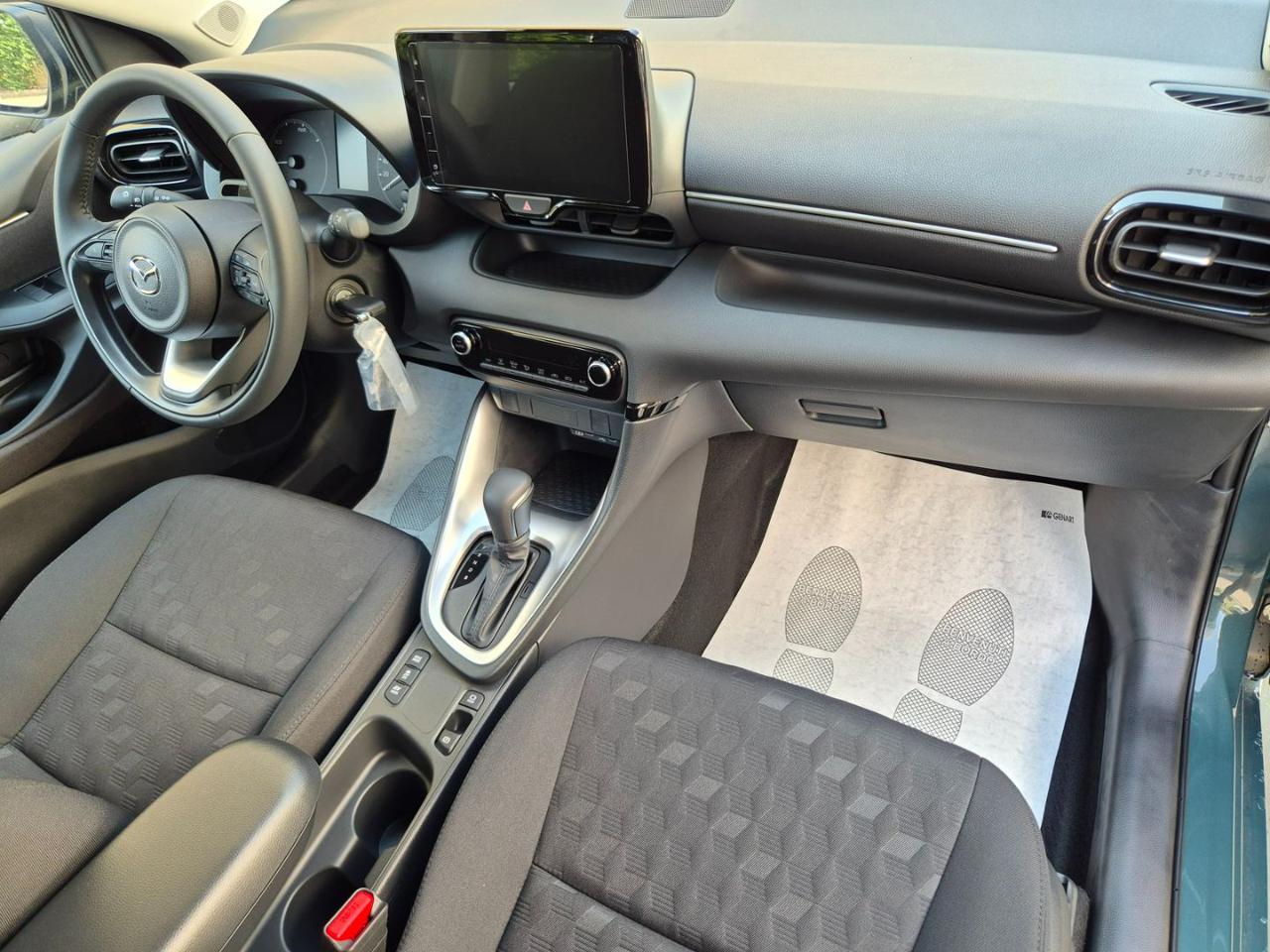 MAZDA 2 Hybrid 1.5 VVT e-CVT Full Hybrid Electric C - 12