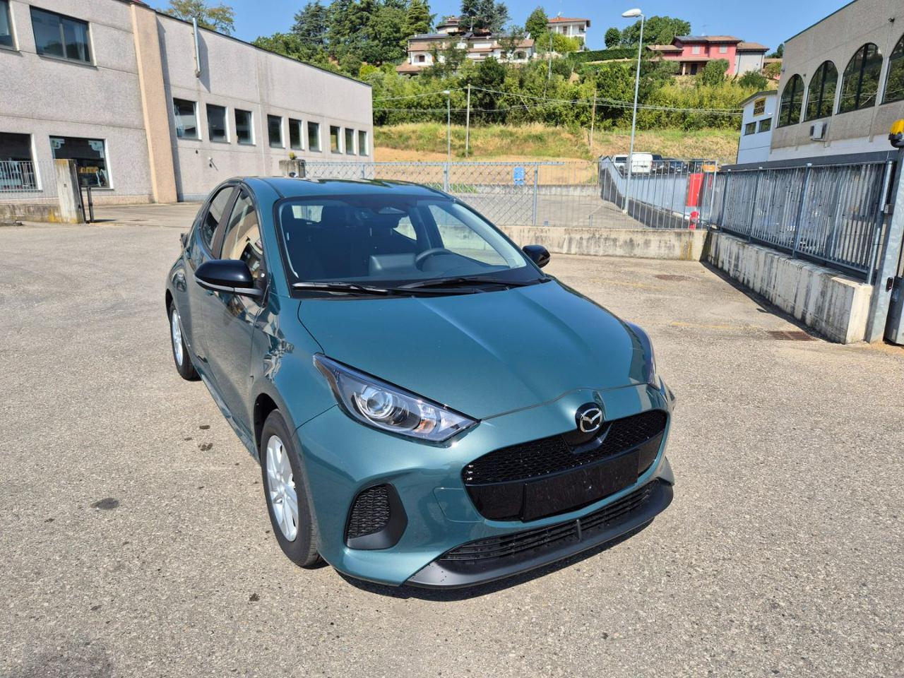 MAZDA 2 Hybrid 1.5 VVT e-CVT Full Hybrid Electric C - 4