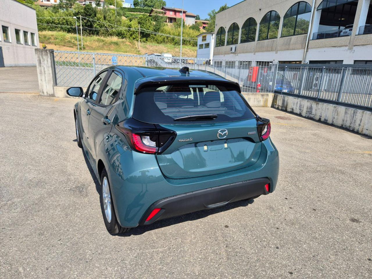 MAZDA 2 Hybrid 1.5 VVT e-CVT Full Hybrid Electric C - 8
