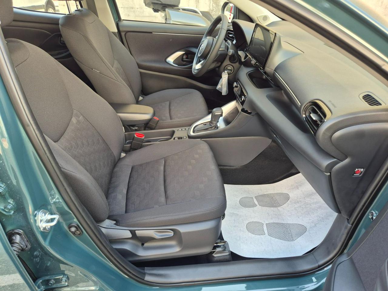MAZDA 2 Hybrid 1.5 VVT e-CVT Full Hybrid Electric C - 11