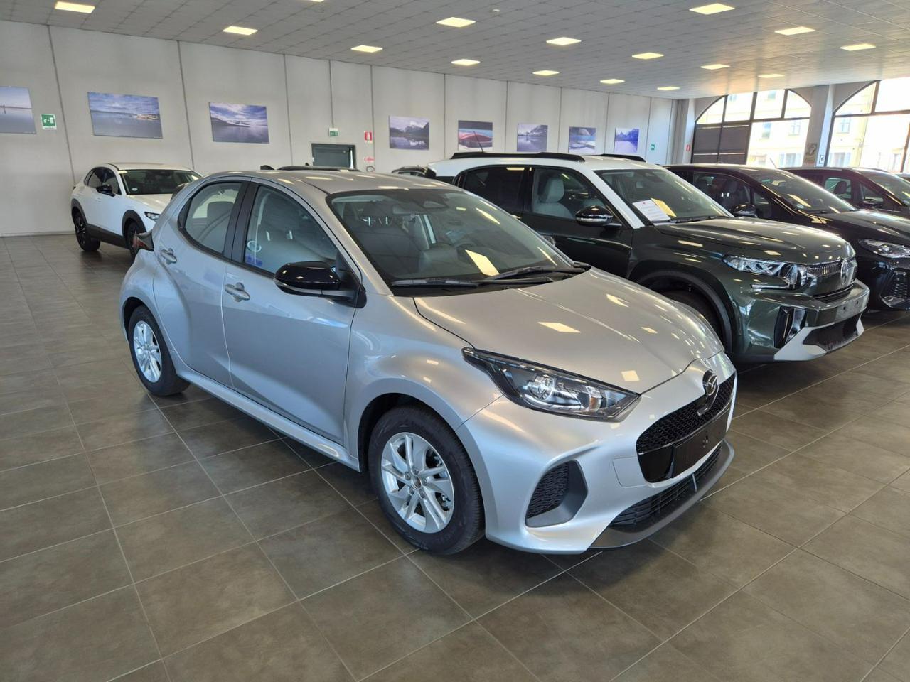 MAZDA 2 Hybrid 1.5 VVT e-CVT Full Hybrid Electric C - 4