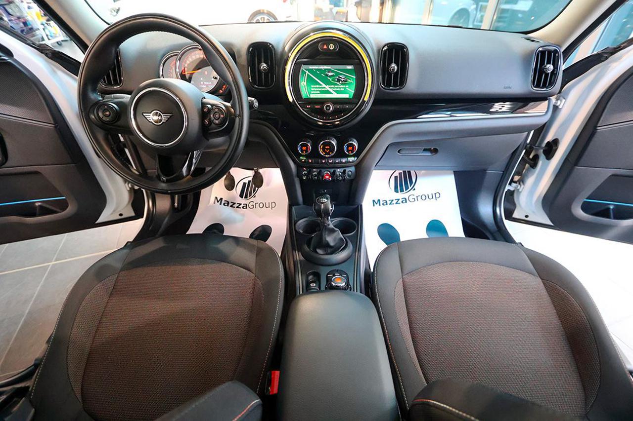 MINI Countryman 1.5 One D - 14