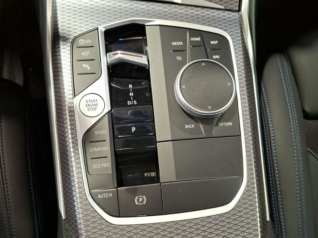 BMW 320 d 48V xDrive Touring Msport Pro Aut. + Tetto apr. - 13