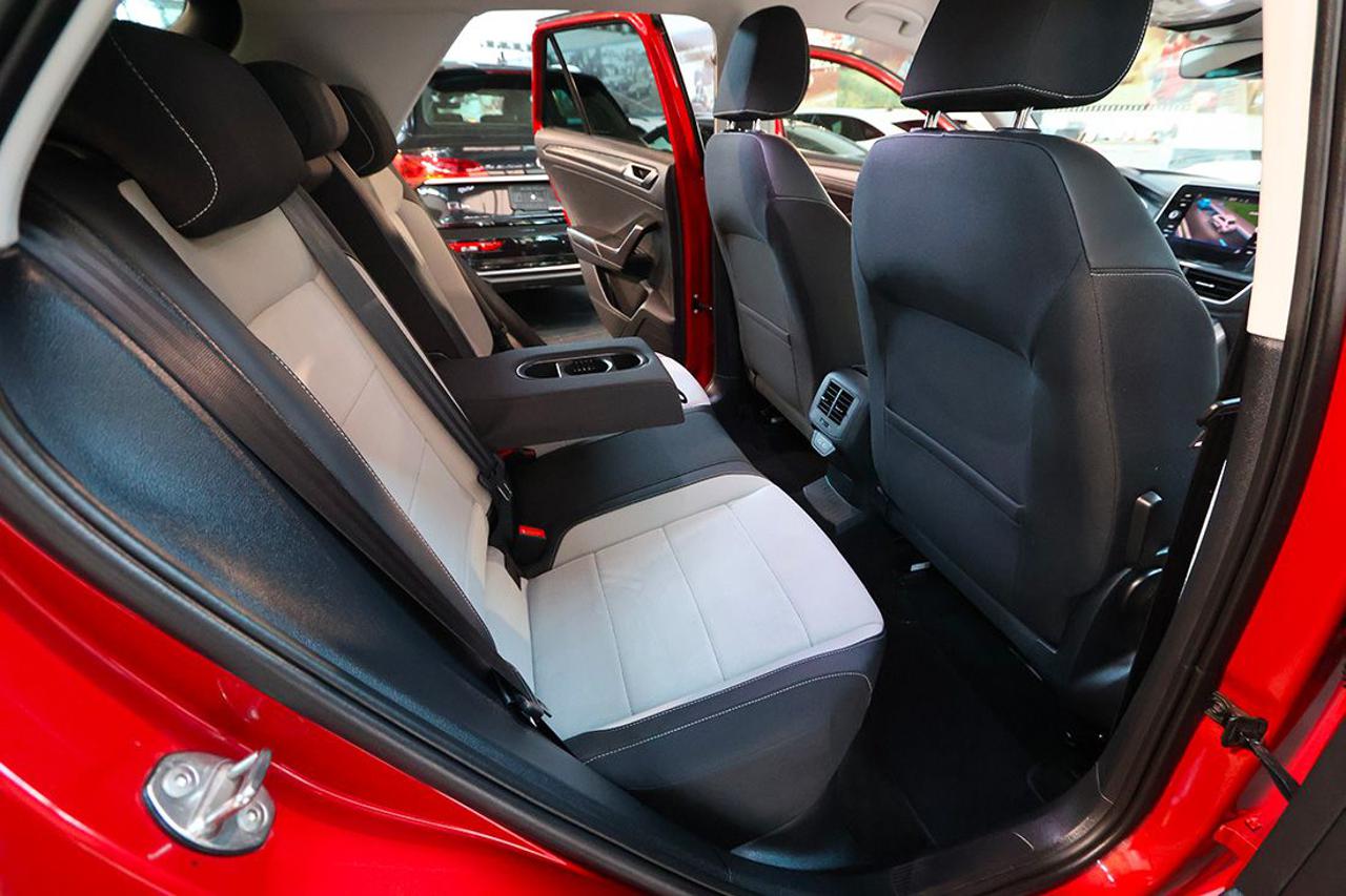 VOLKSWAGEN T-Roc 2.0 TDI SCR Style - 18