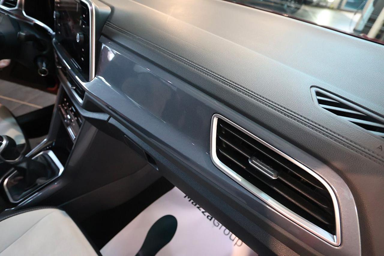 VOLKSWAGEN T-Roc 2.0 TDI SCR Style - 30