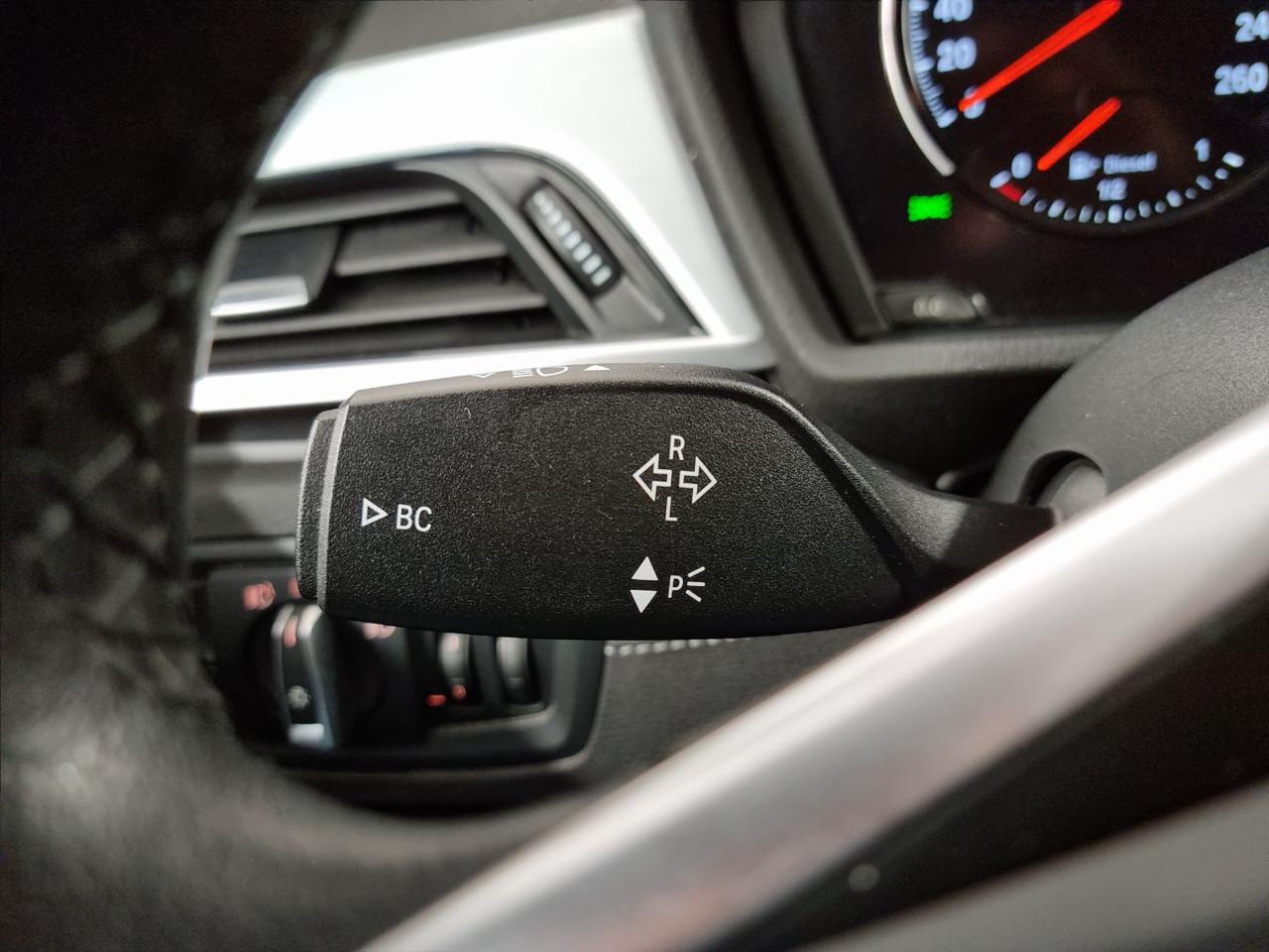 BMW X1 xDrive18d Business Advantage - 9