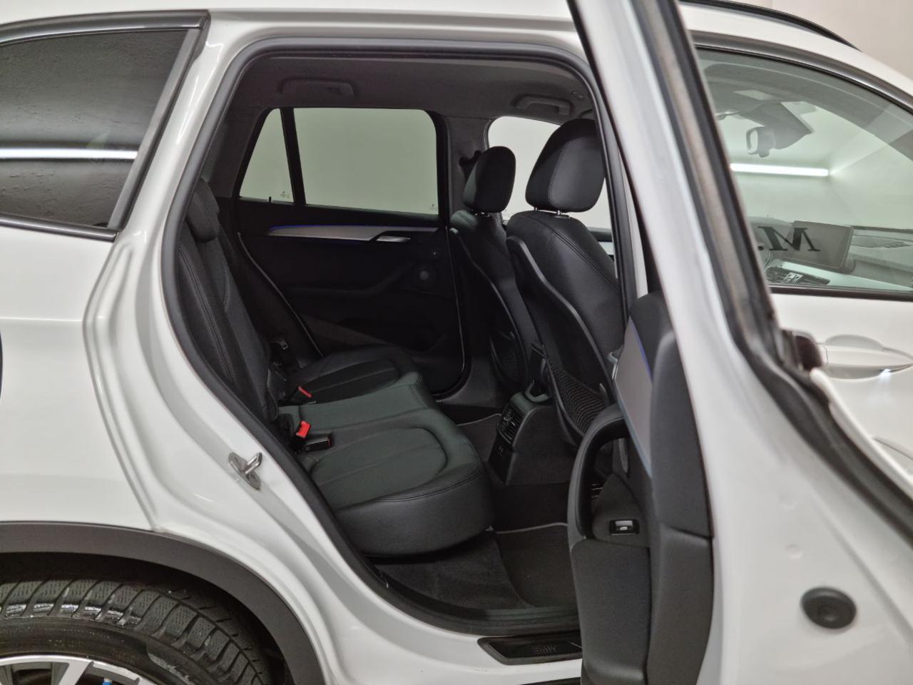 BMW X1 xDrive18d Business Advantage - 26