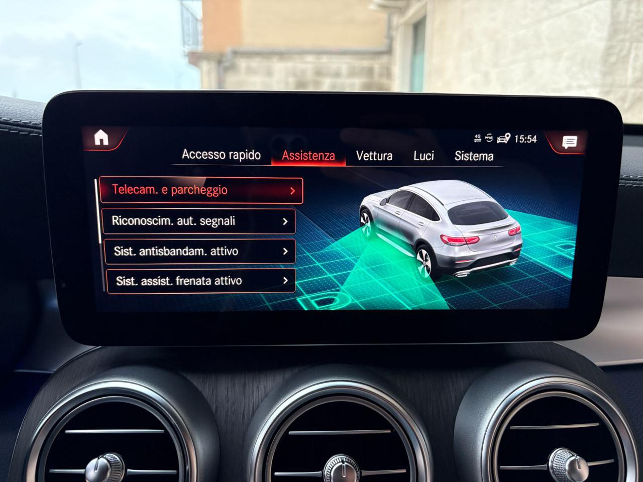 MERCEDES-BENZ GLC 300 de 4Matic Plug-in hybrid Coupé Premium Plus. - 33