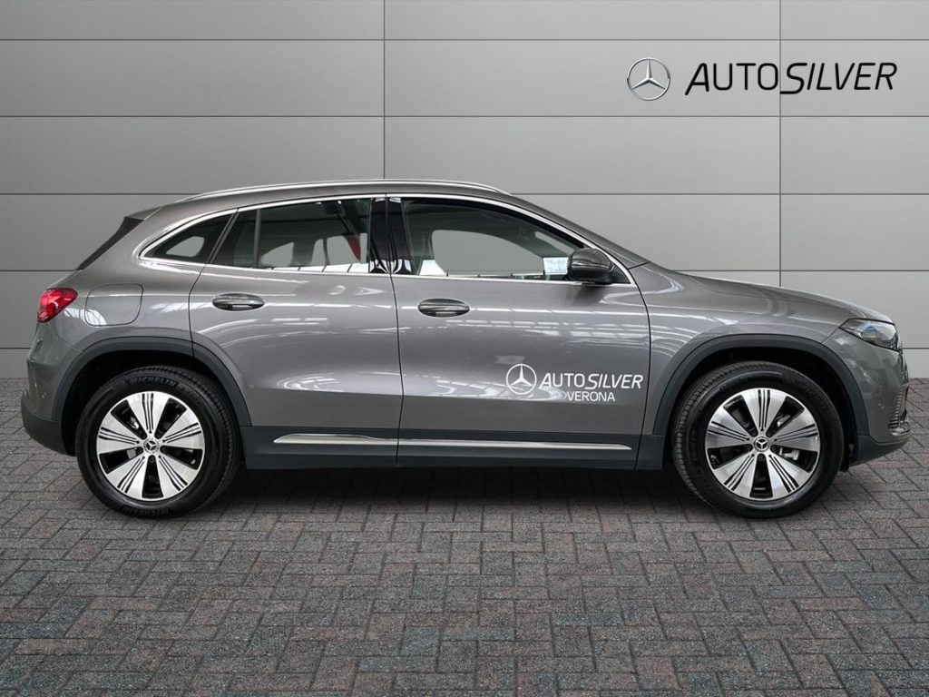 MERCEDES-BENZ EQA 300 4Matic Progressive Advance - 5