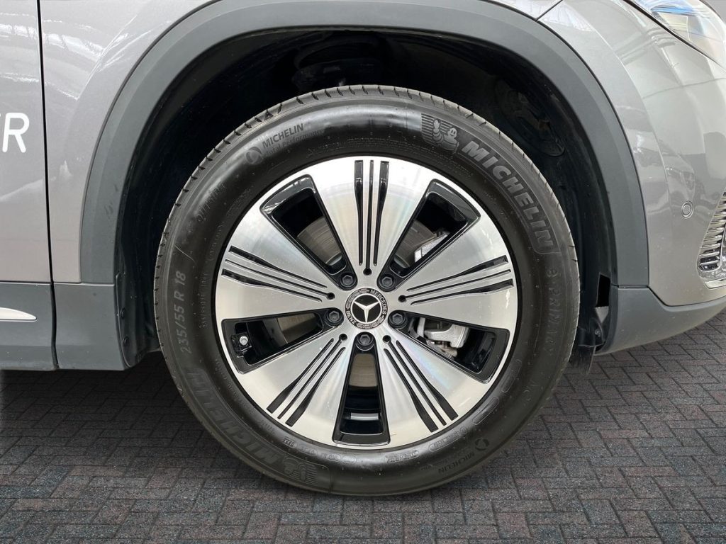 MERCEDES-BENZ EQA 300 4Matic Progressive Advance - 7