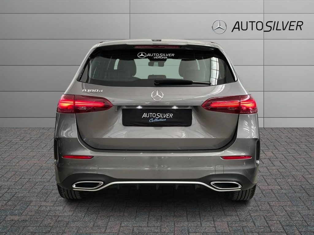 MERCEDES-BENZ B 180 d Automatic AMG Line Advanced Plus - 4