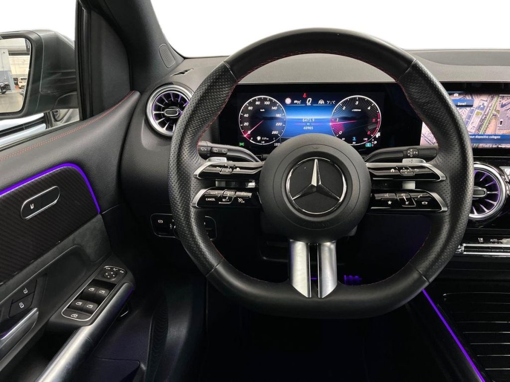 MERCEDES-BENZ B 180 d Automatic AMG Line Advanced Plus - 11