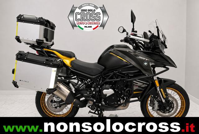 QJ MOTOR SRT 800SX Nero metallizzato