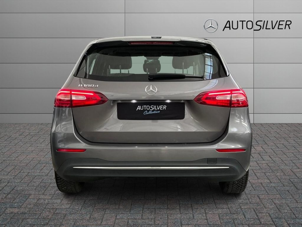 MERCEDES-BENZ B 180 d Automatic Sport - 4