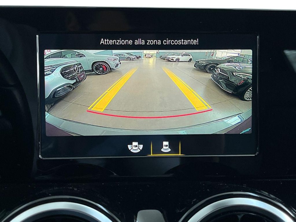 MERCEDES-BENZ B 180 d Automatic Sport - 12